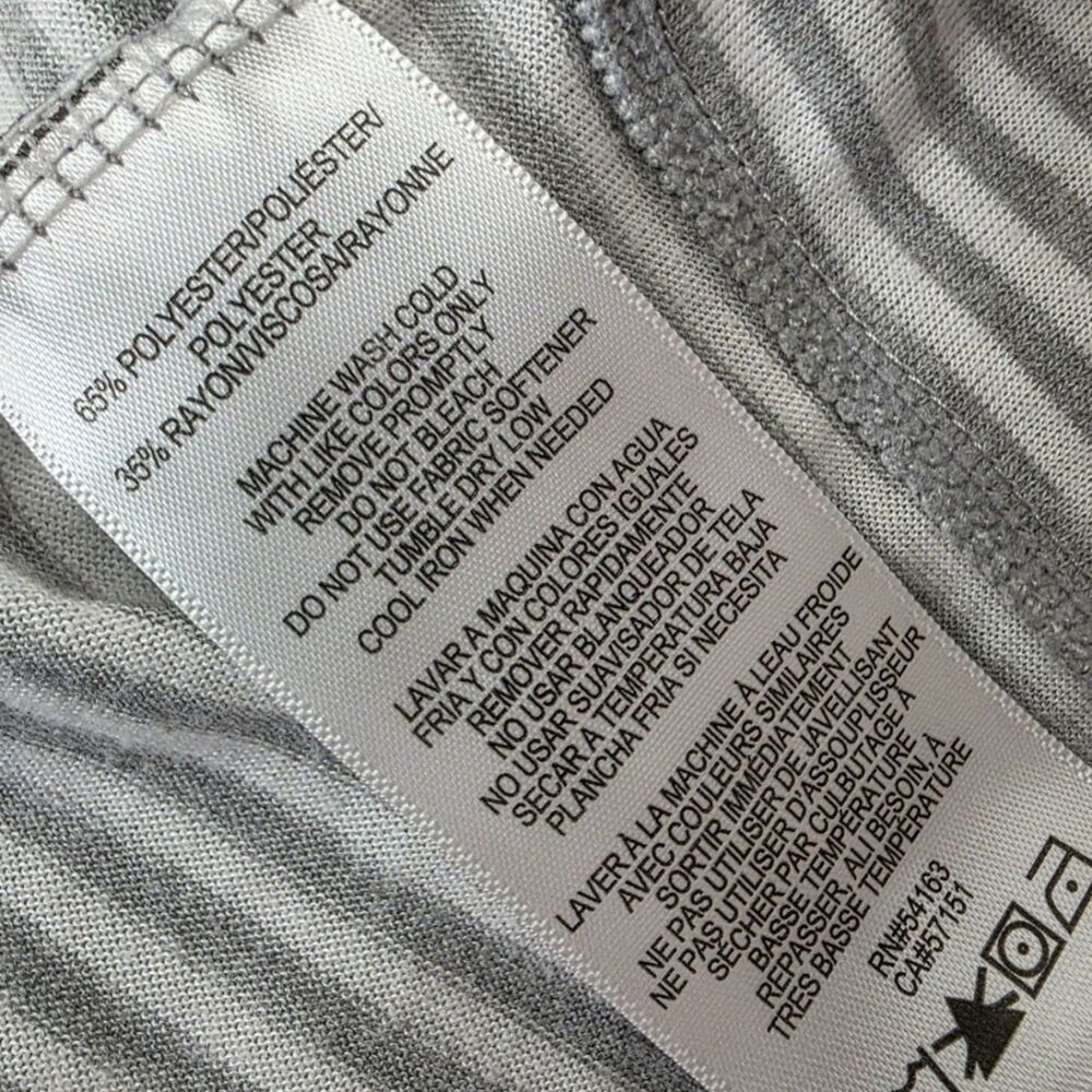 Calvin Klein Cowl Neck Lightweight Active Top Size Medium - Picture 10 of 10